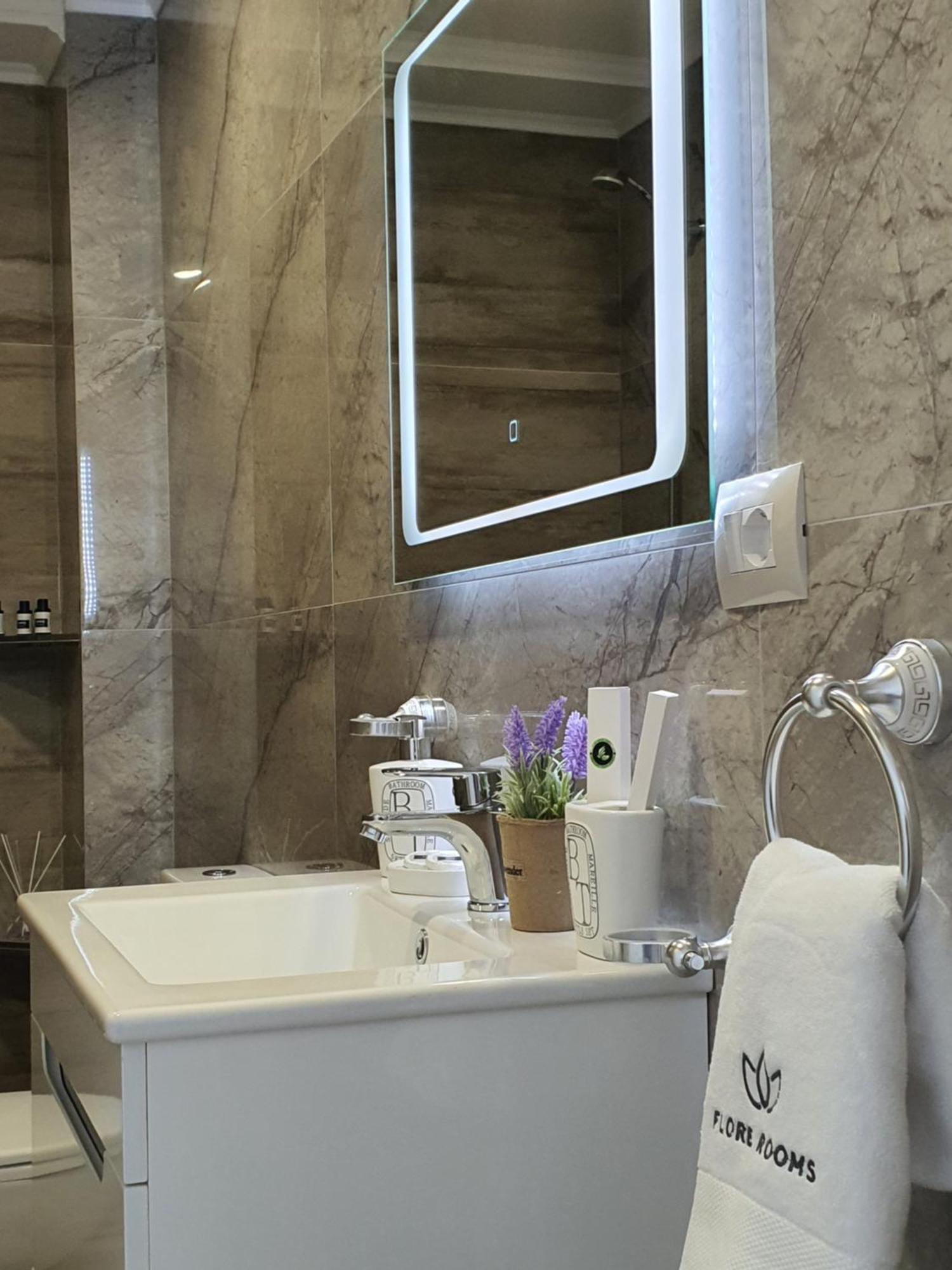 Flore Rooms Sarandë 외부 사진