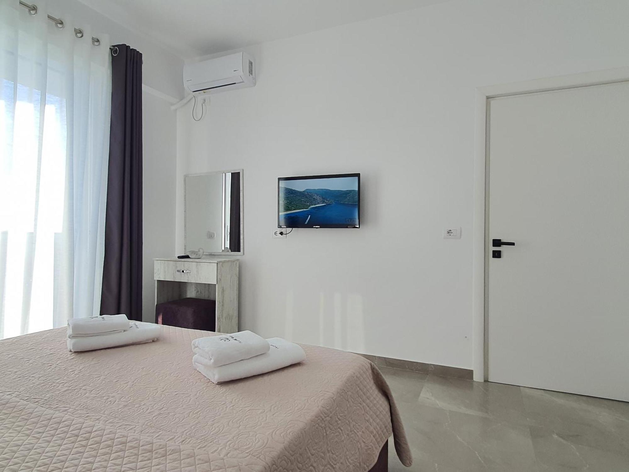Flore Rooms Sarandë 외부 사진