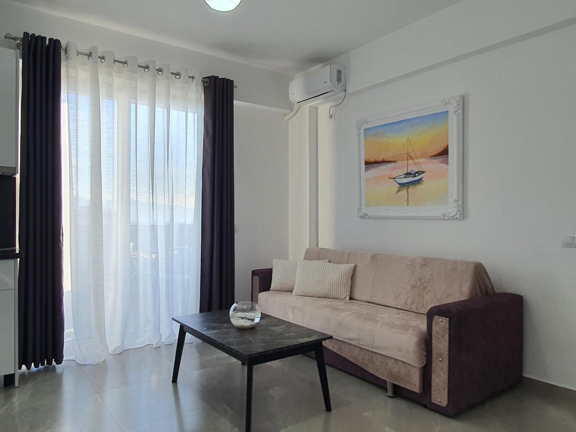 Flore Rooms Sarandë 외부 사진