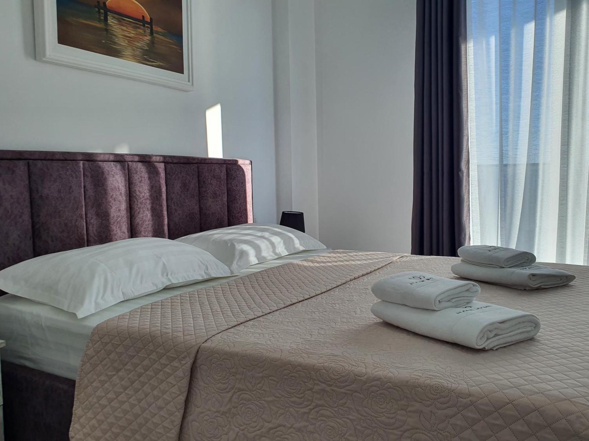 Flore Rooms Sarandë 객실 사진